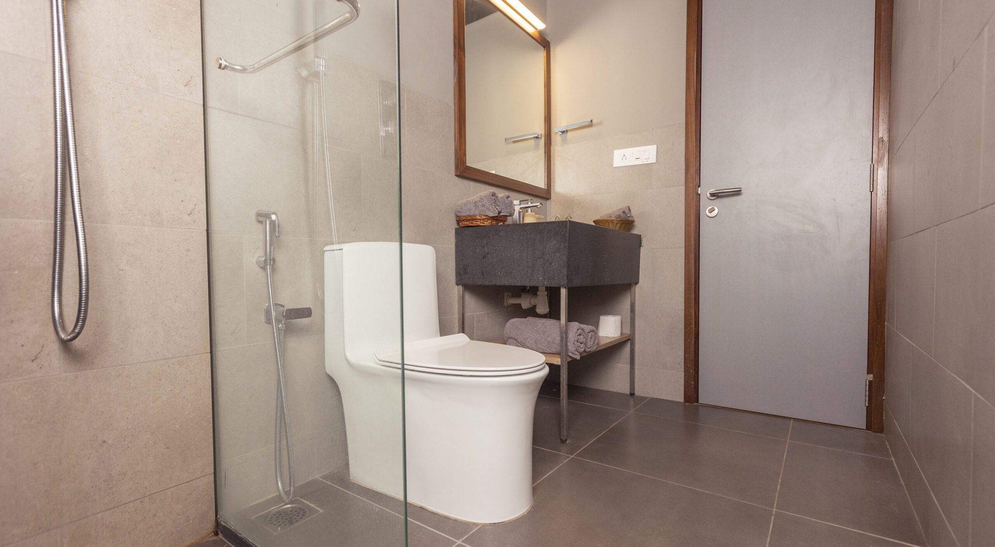 Master Bedroom 1 - Bathroom 1 - Villa Waves - TYA Getaways - ECR - Chennai